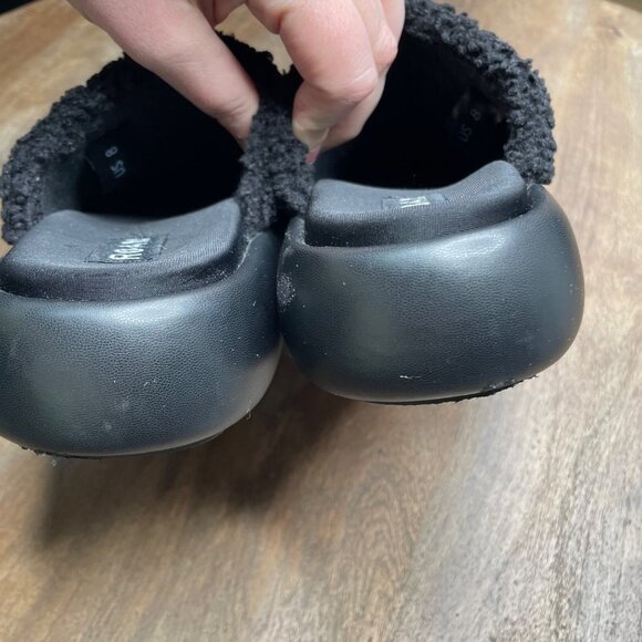 ROAM Black Fuzzy Magic Moon Mule Size 8 Faux Shearling - Picture 8 of 11